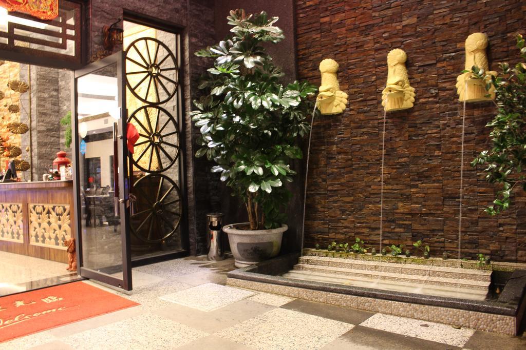 Bed and Breakfast Lu Fang View Donggang Esterno foto